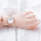 WWOOR 8877 New Diamond Women's Watch Mesh Belt Quartz Waterproof Casual Watch 8877