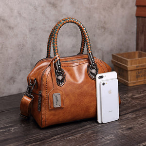 2021 new women's bag oil wax leather hit color portable single-shoulder messenger retro fashion hinged children's bag 231