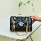 Bag women 2022 new Korean version of the chain ins small square bag fashion all-match shoulder messenger bag
