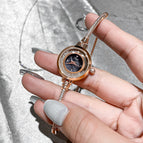 SKHL Women's Watch Rhinestone Light Luxury Ladies Fashion Shell Face Temperament Quicksand Dial Niche Bracelet Watch