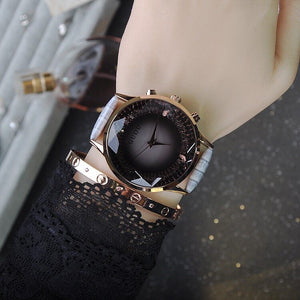 GUOU 8107 Durable Small Fashionable Handsome Big Dial Rhinestone Grey Strap Women's Watch