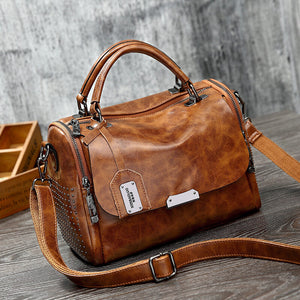 2021 spring and summer new fashion retro oil wax leather handbag shoulder messenger Boston female bag D128