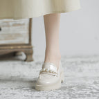 2022 new Korean version of all-match pearl small leather shoes women's slip-on loafers women's round toe thick sole shoes women 811-2