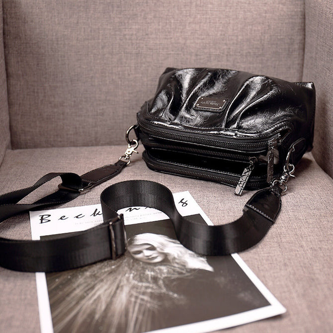 2021 female bag new multi-pocket retro fashion one shoulder messenger cloud large-capacity women bag 220