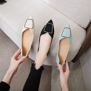 Pointed single shoes women's spring 2022 new flat bottom shallow mouth single Korean version leisure soft bottom pea shoes women's a222-10