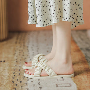 Slippers women's 2021 summer new pearl pleated cross flat bottom all-match outer wear soft bottom one word sandals and slippers AA3313-3A