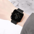 2023 new watch women's high-end feeling cold wind niche design waterproof ladies watch fashion trend women's watch