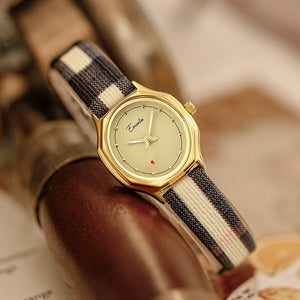 EAVANLIN New watch women's simple retro student ins style niche design ladies watch 1902