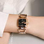 GUOU 8190 Small Dial 25MM Women Watch Quartz Movement Waterproof Gold Plated Steel Strap Simple Ladies Wristwatches