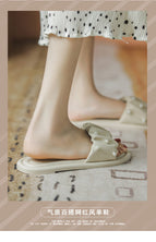 Slippers women's 2021 summer new pearl pleated flat bottom all-match outer wear soft bottom one word sandals and slippers 3313-2A