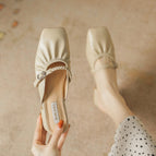 Slippers women's 2022 summer new square head pleated half slippers women's thick heels outside wear sandals and slippers women 17834-2