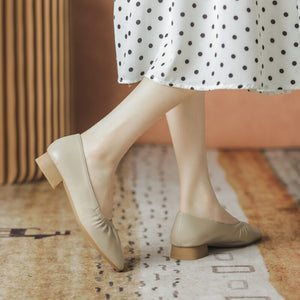 Square-toe thick-heeled shoes women's 2022 new spring and autumn simple pleated all-match shallow mouth medium-heeled women's office shoes 1366-2