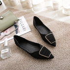 Pointed single shoes women's spring 2022 new flat bottom shallow mouth single Korean version leisure soft bottom pea shoes women's a222-10