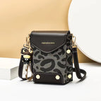 2022 new niche design mobile phone bag messenger bag women fashion one shoulder retro small square bag mini mobile phone bag 3987