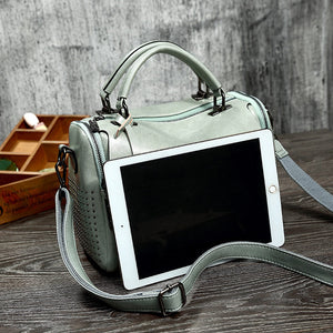 2021 spring and summer new fashion retro oil wax leather handbag shoulder messenger Boston female bag D128