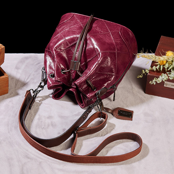 2021 new retro fashion one-shoulder messenger large-capacity cable mouth embroidered lattice bucket female bag 255