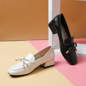 Fashion single shoes women's British style 2022 new one-pedal leather shoes thick heel loafers mid-heel large size shoes 189-3