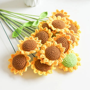 Hand-Knitted Artificial Flower Sunflower Crochet Hook Fake Flowers Mother's Day Teacher's Day Gift Photography Props