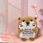 Crochet Positive Energy Otter Doll With Card Home Room Decoration Handmade Adorable Animal Knitted Otter Desktop Ornament Gifts