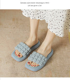 Slippers women's summer 2022 thick bottom one-word slippers outside wear soft bottom sandals women YF261-1A