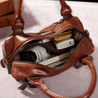 2021 new retro fashion single shoulder messenger large capacity pillow female bag 256