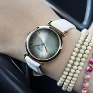 GUOU 8149 Brand Women's watches Luxury Fashion Wrist watches Leather Strap Ladies Watch Women Watches Clock
