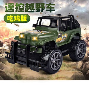 Eating chicken remote control cross country vehicle four way charging remote control military model toy