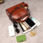 2021 new retro fashion one-shoulder portable messenger pillow Boston handbag 211