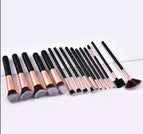 Makeup Brush Set 16 Makeup Brushes & 4 Blender Sponges & 1 Cleaning Pad Premium Synthetic Foundation Powder Kabuki Blush Concealer Eye Shadow Makeup Brush Kit, Black Golden