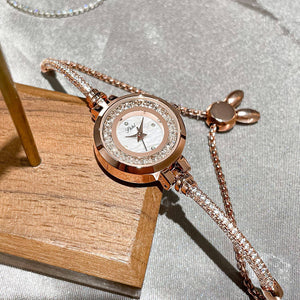 SKHL Women's Watch Rhinestone Light Luxury Ladies Fashion Shell Face Temperament Quicksand Dial Niche Bracelet Watch