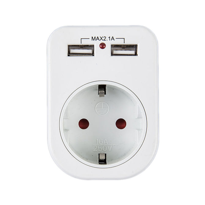 German European standard mobile phone charging conversion plug German European standard socket with dual USB Russian power converter