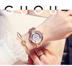 High Quality Hot Sales Women Rolling Drill Watches Luxury Quicksand Gift Watch Stainless Steel Rhinestone Wristwatches GUOU 8039