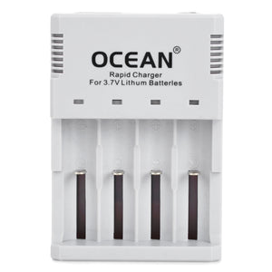 OCEAN XXC-888 Smart 4-Slot AC Battery Charger for 10440 / 14500 / 14650 / 17670 / 18650 / 18700