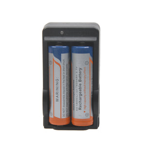 3.7V 1800mAh Li- ion 18650 Batteries + US Plugss Charger