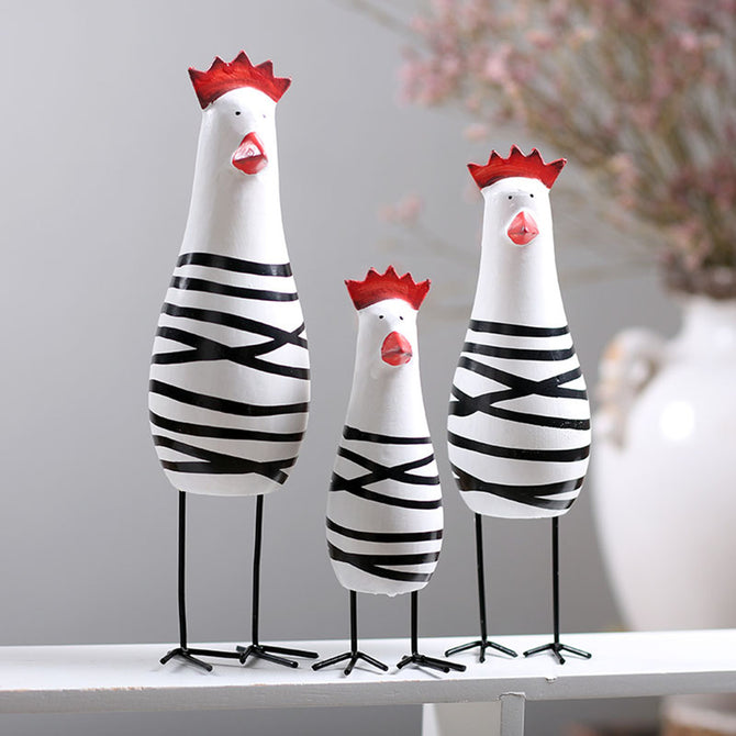 European-Style Wooden Lovely Animal Chicken Adornment Kit (3 PCS)