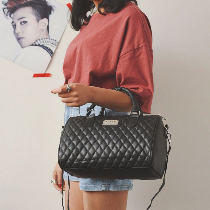 Female Crossbody Chain Shoulder Bag Frame Bags With Big Bow Bags For Women Solid Color Bag Black